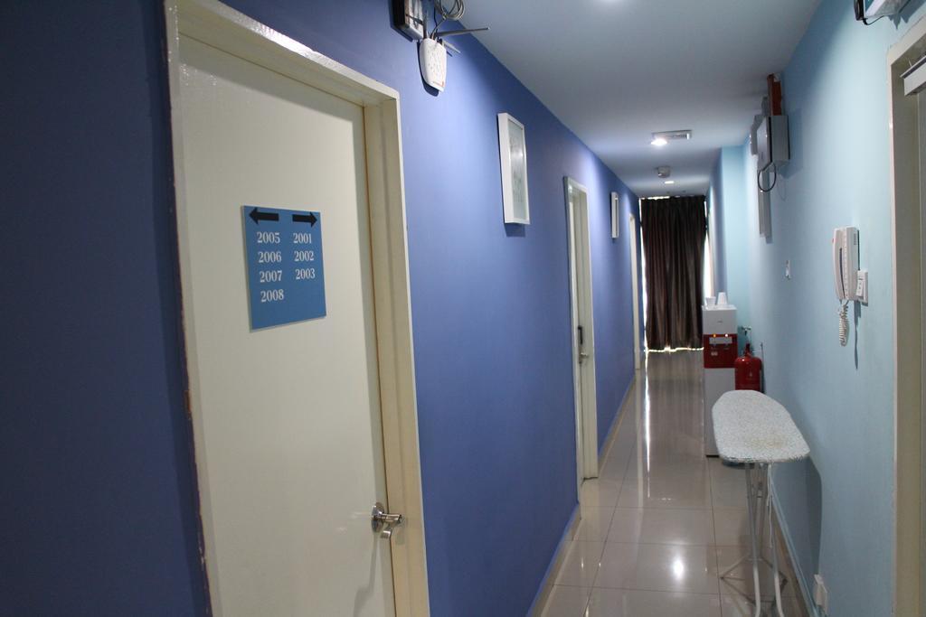 De Jaya Hotel ペタリンジャヤ エクステリア 写真