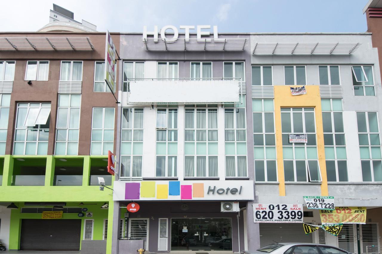 De Jaya Hotel ペタリンジャヤ エクステリア 写真