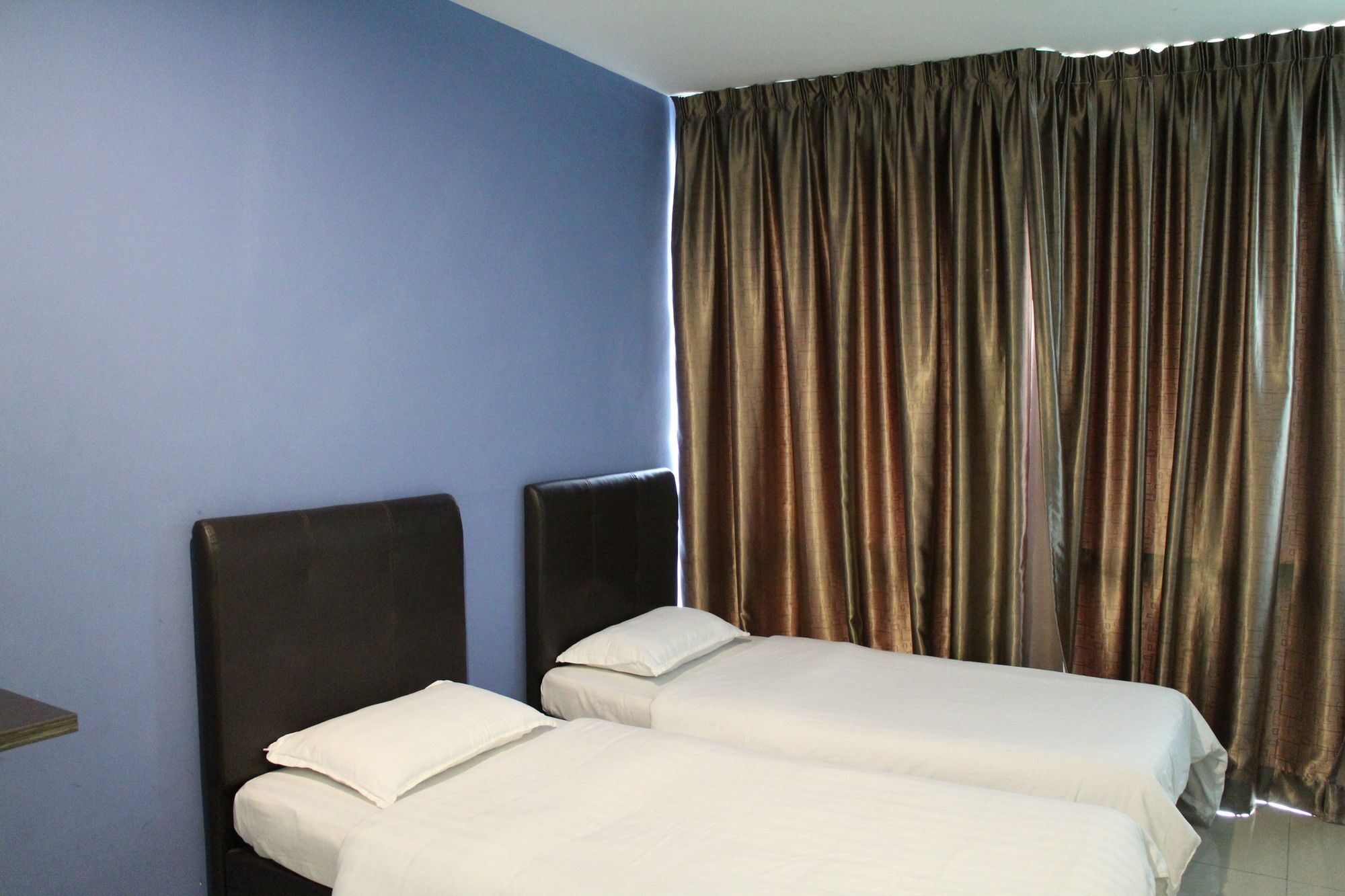 De Jaya Hotel ペタリンジャヤ エクステリア 写真